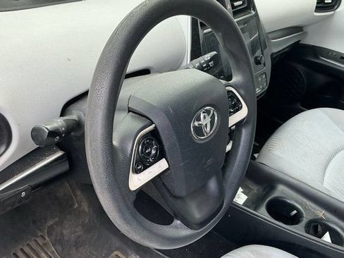 Used 2016 Toyota Prius Two FWD image 25