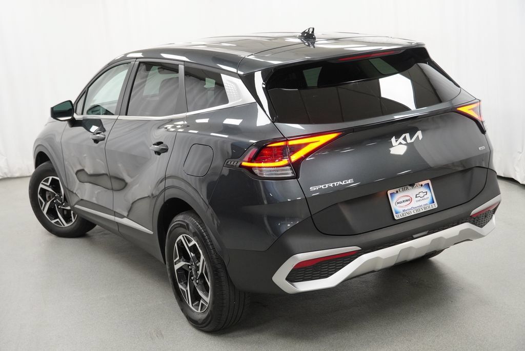Used 2023 Kia Sportage LX AWD/4WD image 39