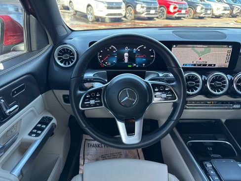 Used 2023 Mercedes-Benz EQB 250+ w/ Exclusive Package image 22