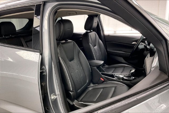 Certified 2024 Buick Encore GX Avenir w/ Avenir Convenience Package AWD/4WD image 7