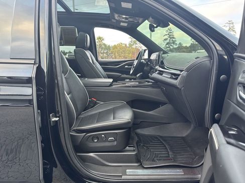 Used 2022 Cadillac Escalade Sport image 33
