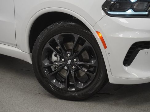 Certified 2023 Dodge Durango R/T w/ Blacktop Package AWD/4WD image 4