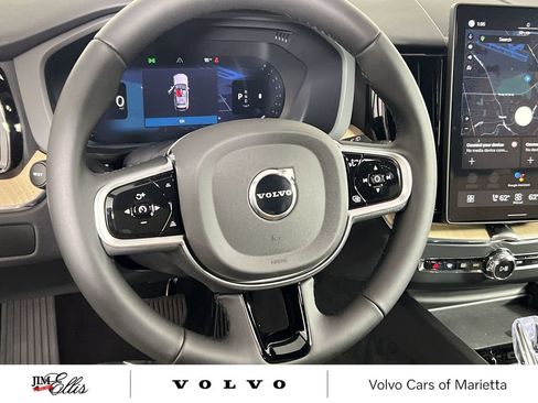New 2026 Volvo XC60 B5 Core w/ Climate Package image 10