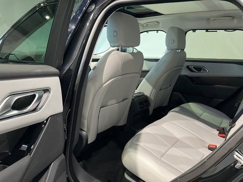 Used 2025 Land Rover Range Rover Velar S image 40