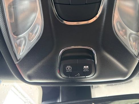 Used 2024 Jeep Compass Limited w/ High Altitude Package image 25