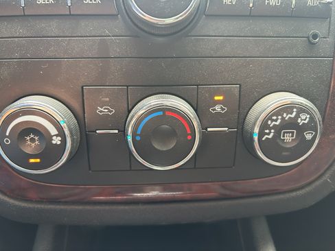 Used 2008 Chevrolet Impala LS FWD image 19