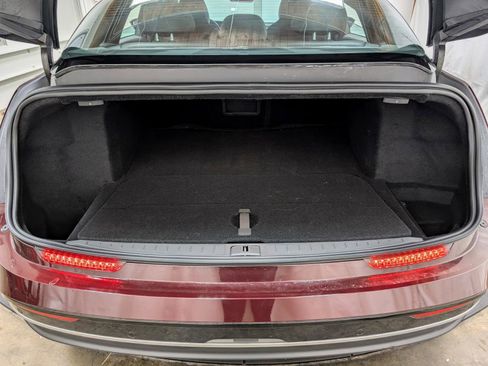 Used 2025 Lucid Air Pure image 20