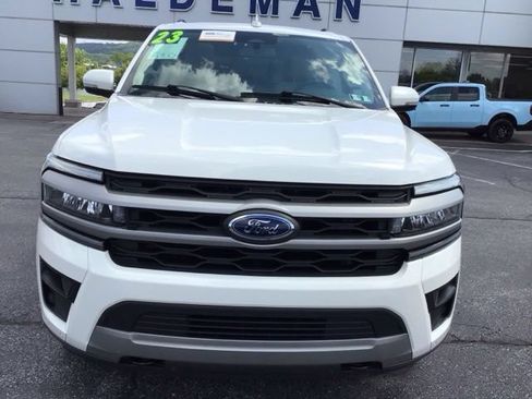 Certified 2023 Ford Expedition XLT AWD/4WD image 3
