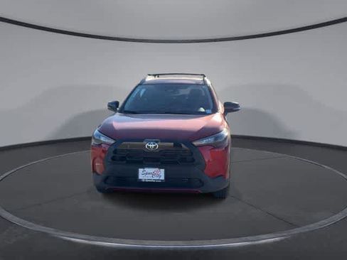 Used 2026 Toyota Corolla Cross LE image 3