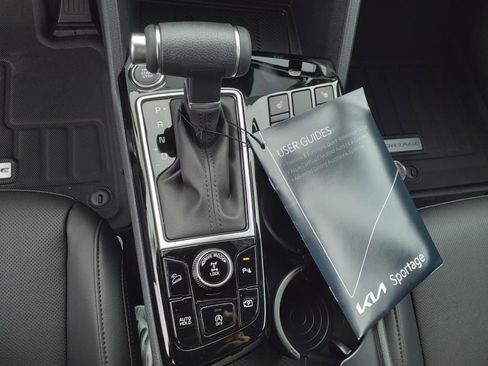 Used 2025 Kia Sportage X-Line w/ Premium Package image 24