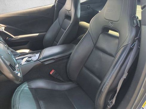 Used 2015 Chevrolet Corvette Z06 w/ 3LZ Preferred Equipment Group RWD image 17