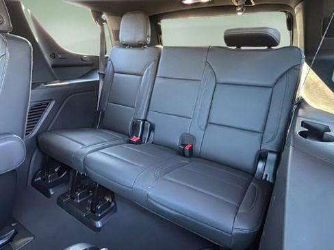 Certified 2023 Chevrolet Tahoe Z71 w/ Luxury Package image 34