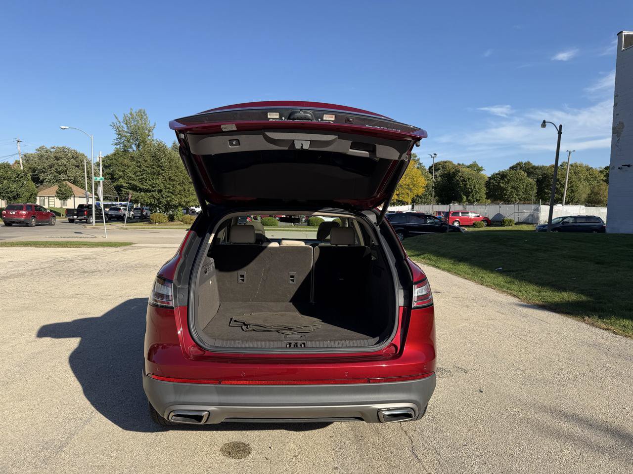 Used 2019 Lincoln Nautilus Reserve AWD/4WD image 8