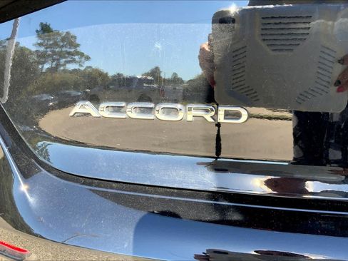 Used 2024 Honda Accord LX image 10