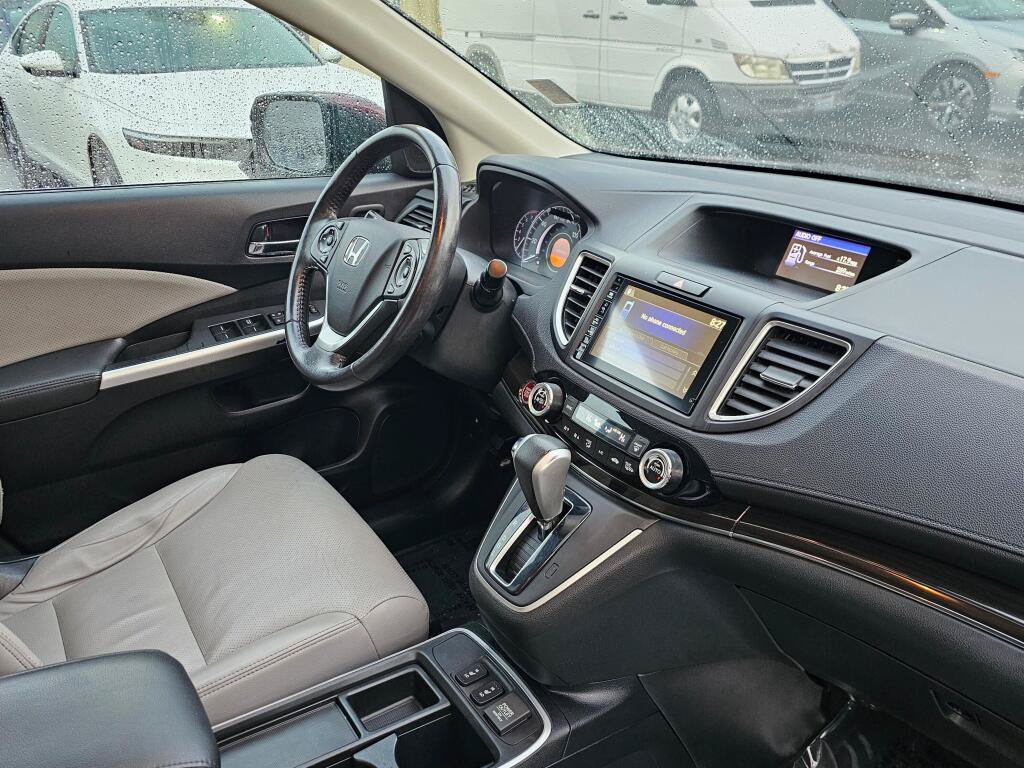 Used 2016 Honda CR-V Touring image 10