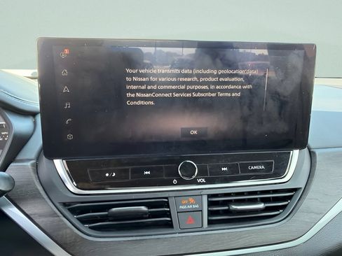 Used 2023 Nissan Altima 2.5 SL FWD image 19