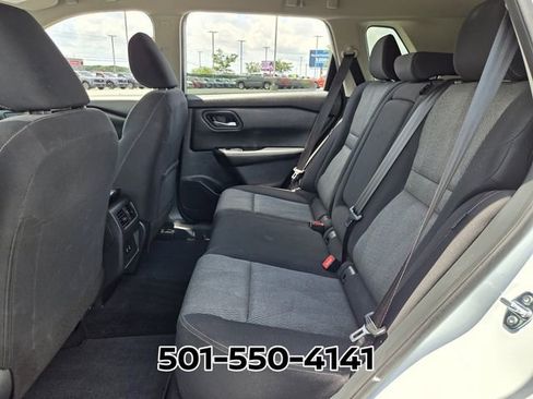 Used 2026 Nissan Rogue SV FWD image 12