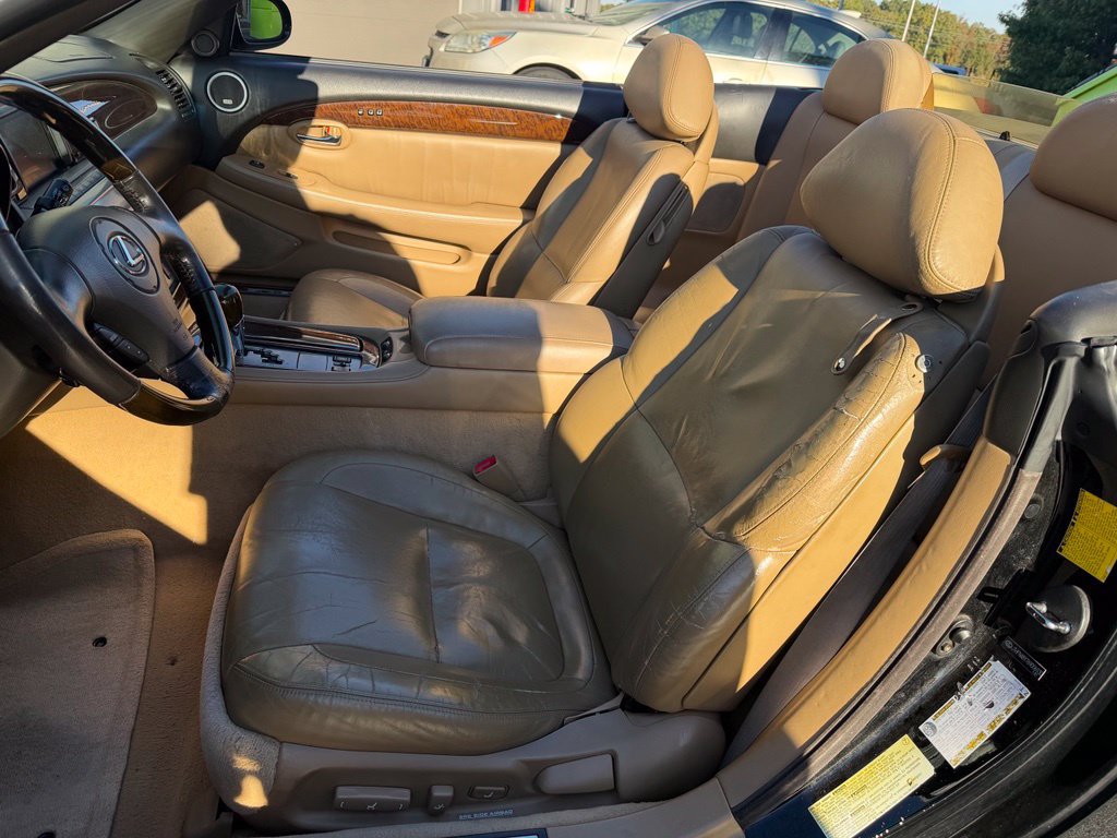 Used 2006 Lexus SC 430 Convertible RWD image 9