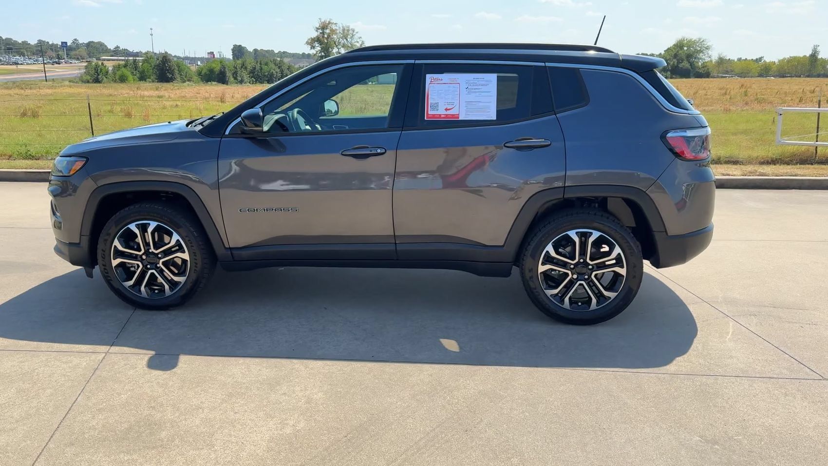 Used 2024 Jeep Compass Limited AWD/4WD image 6