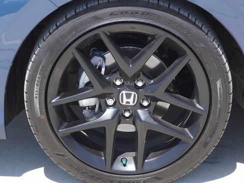 Used 2026 Honda Civic Sport image 4