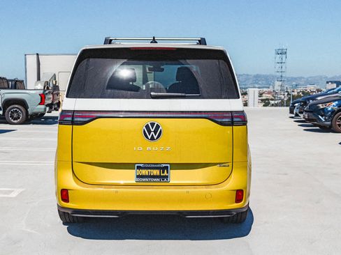 New 2025 Volkswagen ID. Buzz 1st Edition image 5