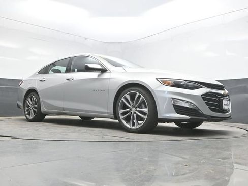 Used 2022 Chevrolet Malibu LT FWD image 38