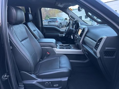 Used 2019 Ford F250 Lariat image 7