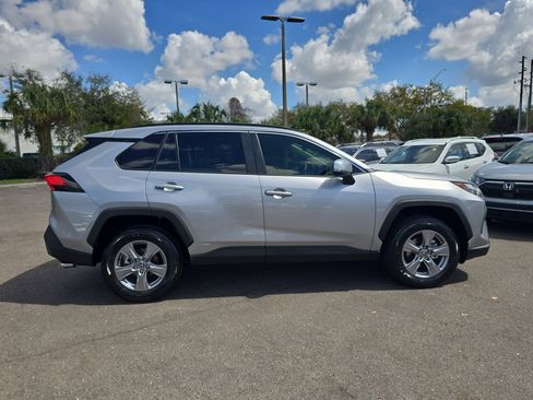 Used 2025 Toyota RAV4 XLE image 9