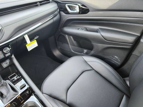 New 2026 Jeep Compass Limited AWD/4WD image 15