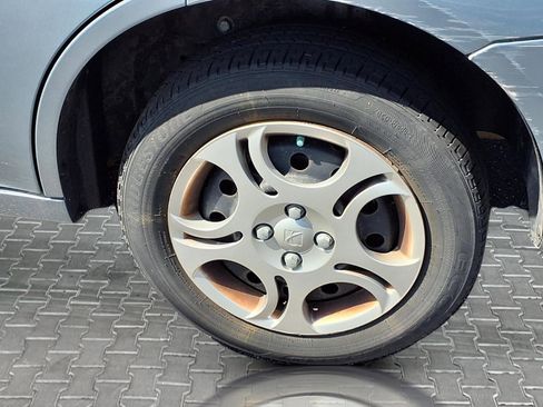 Used 2003 Saturn ION Level 2 w/ Convenience Pkg FWD image 11