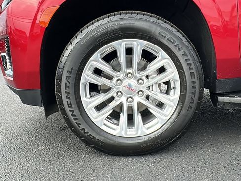 Certified 2023 GMC Yukon XL SLT w/ SLT Luxury Package image 14