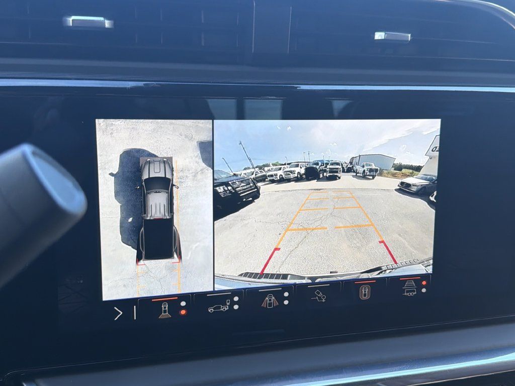 Used 2024 GMC Sierra 3500 Denali Ultimate AWD/4WD image 25