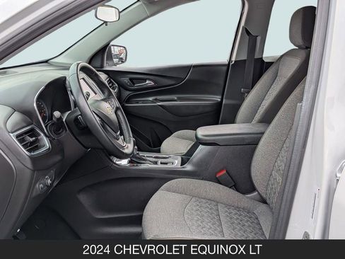Used 2024 Chevrolet Equinox LT FWD image 14
