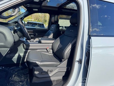 New 2025 Ford Expedition Platinum w/ Stealth Performance Package image 25