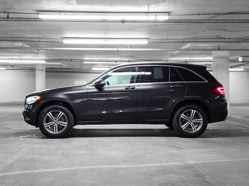 Used 2022 Mercedes-Benz GLC 300 4MATIC image 13