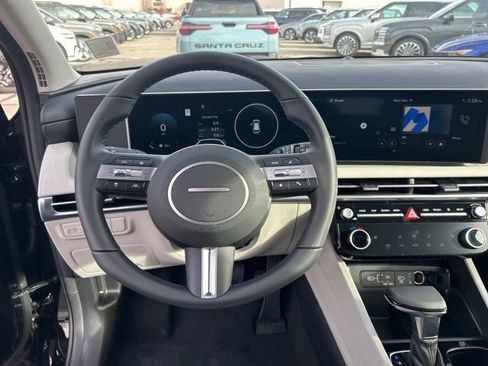 New 2026 Hyundai Tucson SEL image 13