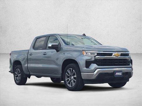 Used 2024 Chevrolet Silverado 1500 LT w/ Convenience Package II RWD image 3