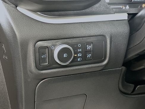 Used 2020 Ford Explorer XLT w/ Equipment Group 202A AWD/4WD image 10
