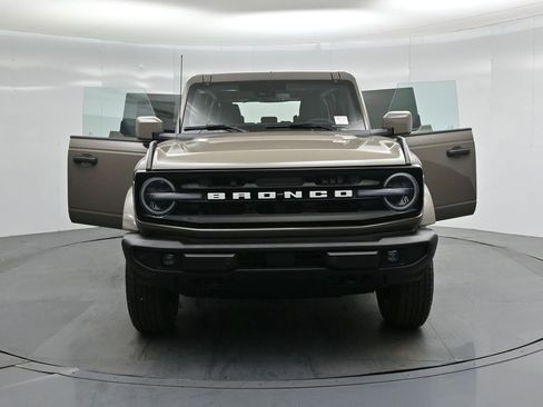 New 2026 Ford Bronco Outer Banks AWD/4WD image 30