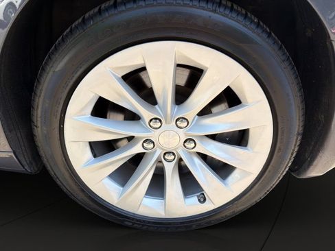 Used 2019 Tesla Model S Long Range AWD/4WD image 21