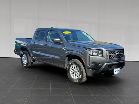 Used 2024 Nissan Frontier SV AWD/4WD image 7
