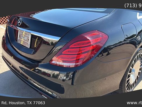 Used 2015 Mercedes-Benz S 550 Sedan image 18