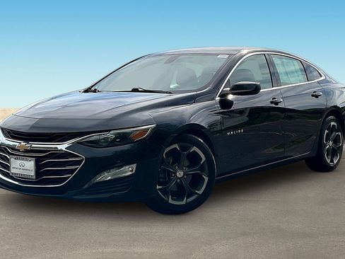 Used 2022 Chevrolet Malibu LT FWD image 3