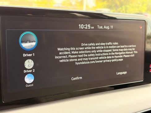 Used 2025 Hyundai Palisade SEL FWD image 23
