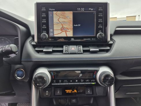 Used 2019 Toyota RAV4 XSE image 9