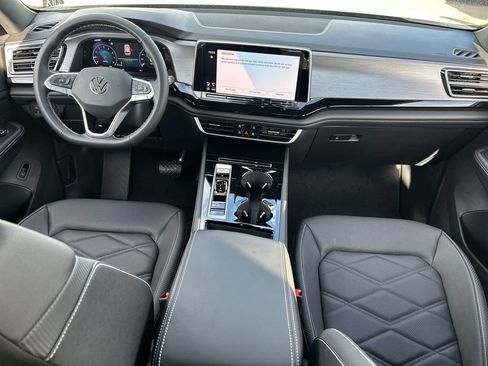 New 2026 Volkswagen Atlas Cross Sport SE FWD image 11