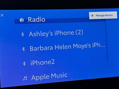 Used 2023 Toyota RAV4 XLE Premium image 29