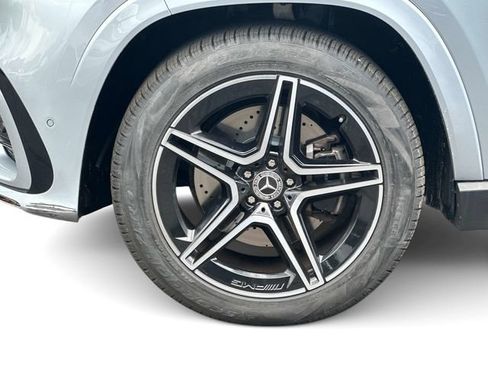 Certified 2024 Mercedes-Benz GLS 450 4MATIC image 8