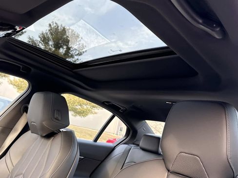 New 2026 BMW 530i xDrive 530i xDrive w/ Premium Package image 4