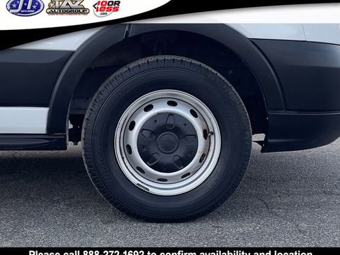 Used 2019 Ford Transit 250 148 Medium Roof image 9